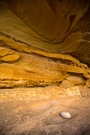 Mano and Bedrock Metate