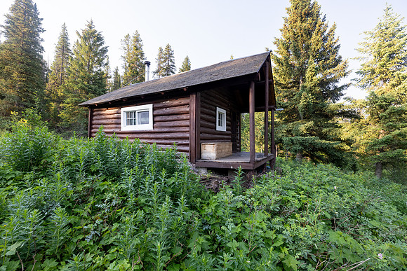 Custer Gallatin NF Mystic Lake Cabin: sunrise west face