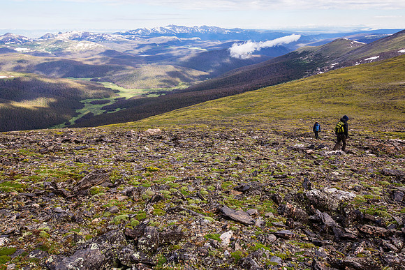 Hiking the Ridge to Ypsilon