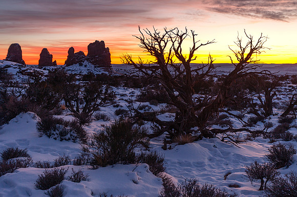 Watercolor sunset (wide)