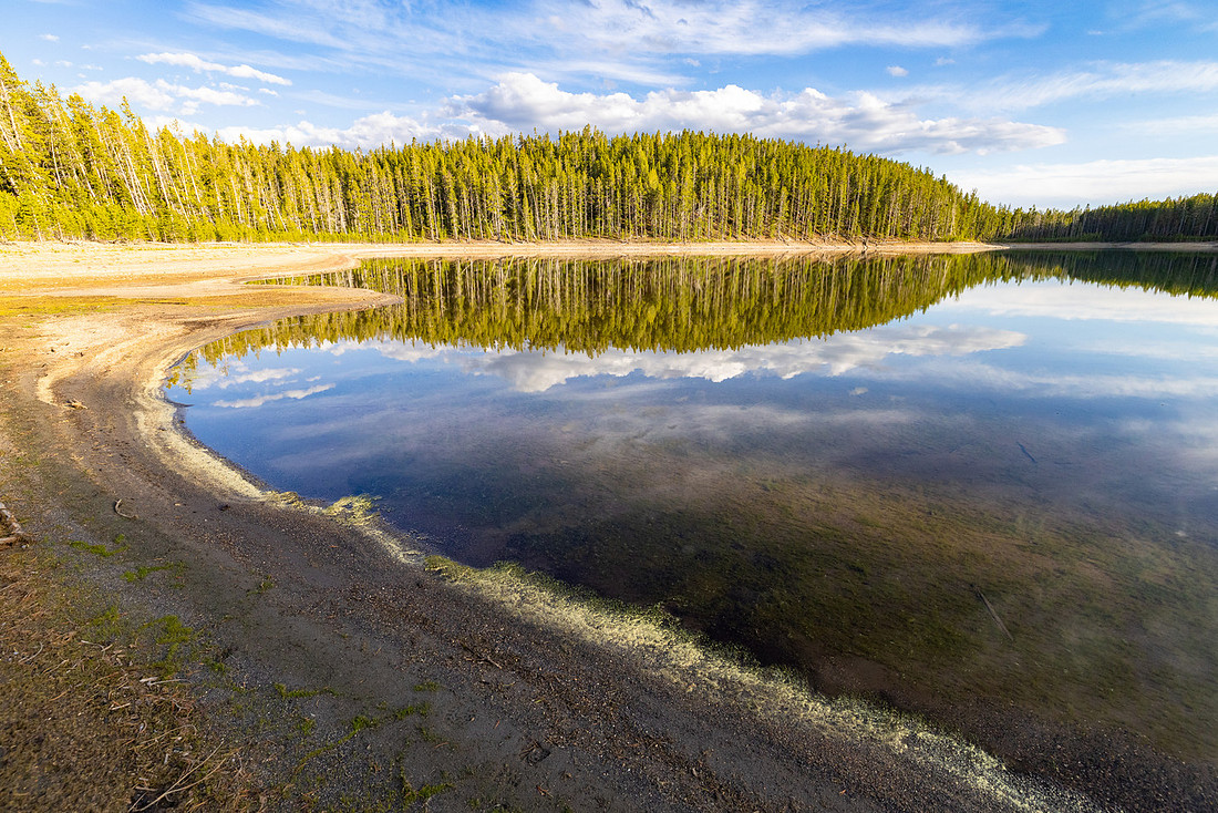 Afternoon reflections on Mary Lake  (3)