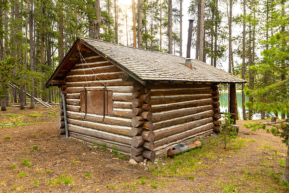 Mary Lake Patrol Cabin: west corner