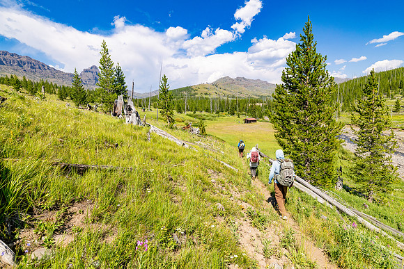 Hikers on the Cache Creek Trail headed towards Republic Pass