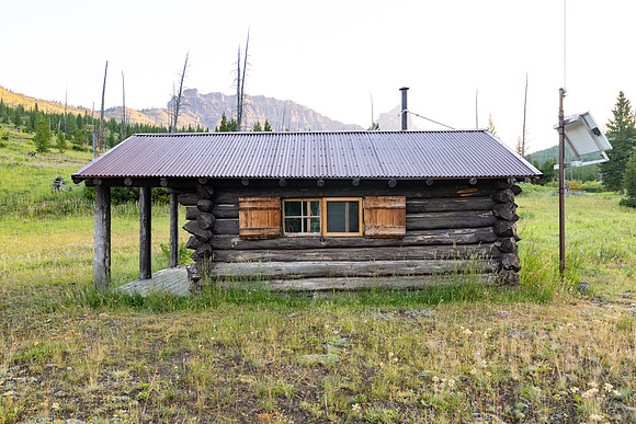 Cache Creek Patrol Cabin: south face