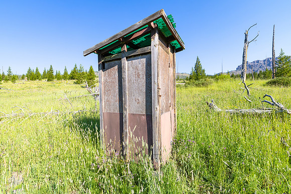 Cache Creek Patrol Cabin: outhouse (2)