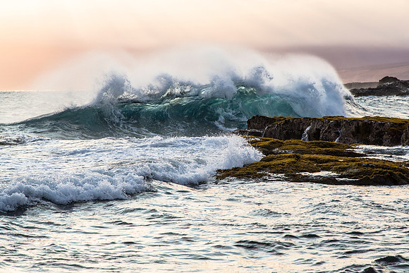 Evening Light at Apua Point Waves (2)