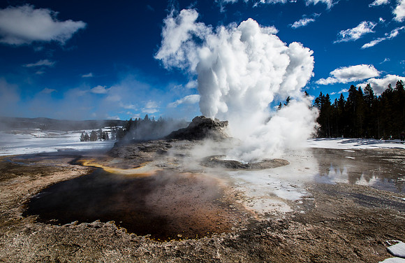 Castle Geyser Eruption