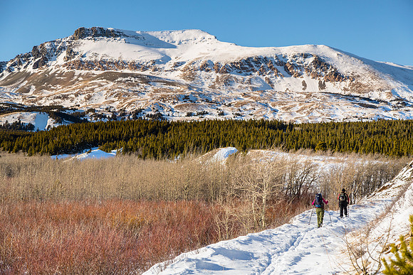 Skiers and Calf Robe Mountain
