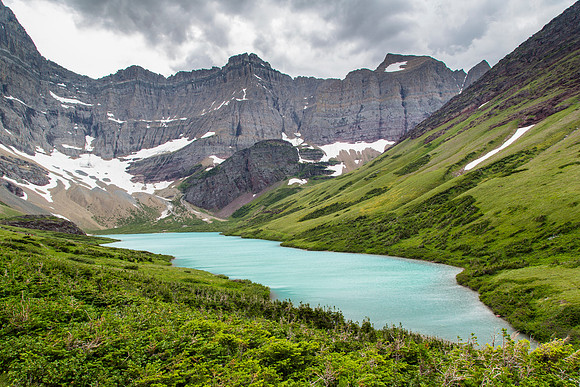 First View of Cracker Lake