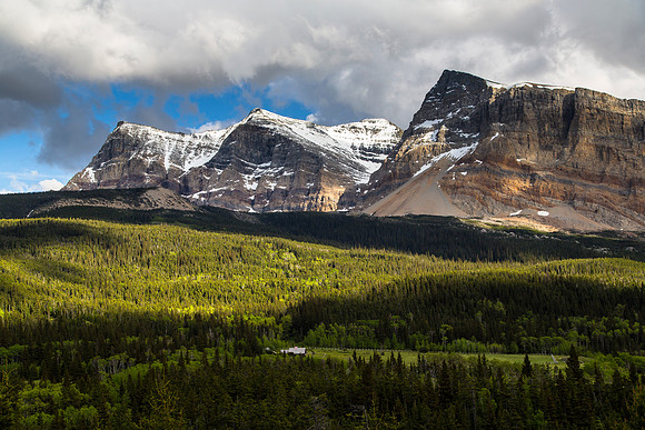 Gable Mountain and Belly Ranger Station