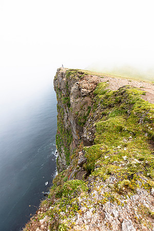 Corrie on the edge of the Horn (portrait)