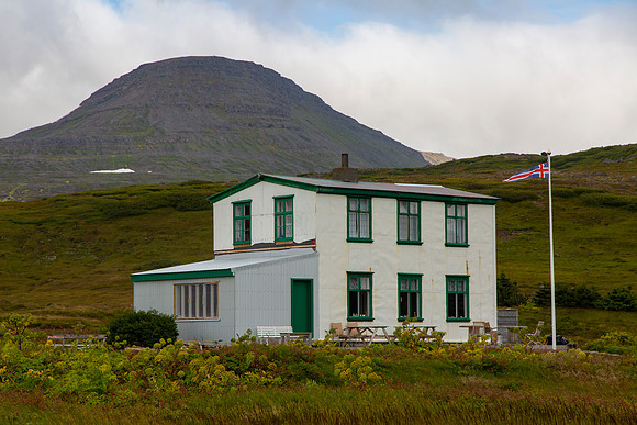 Hesteyri hostel and cafe