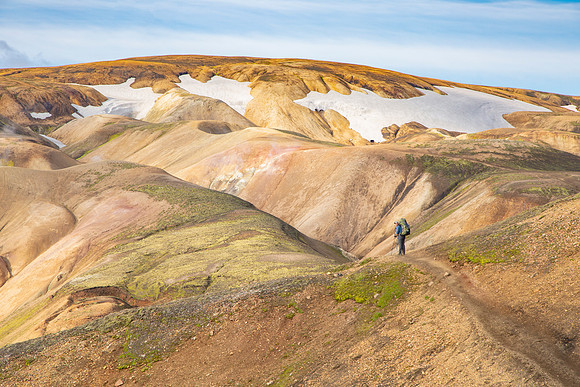 Corrie and colorful formations on the Laugavegur Trail