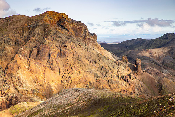 Morning light on the colorful formations of the Laugavegur Trail (2)