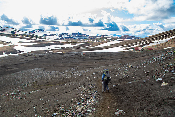 Corrie arrives at Hrafntinnusker