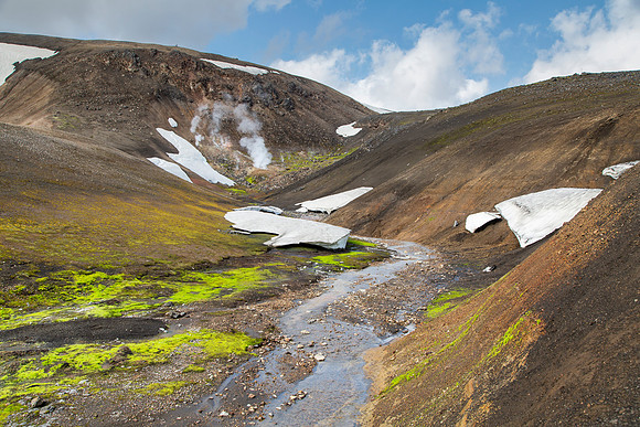 Views heading to Álftavatn from Hrafntinnusker (2)