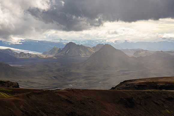 Views looking towards Álftavatn from the pass
