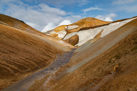 Views heading to Álftavatn from Hrafntinnusker (9)