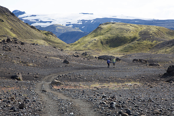 Hikers on the trail to Þórsmörk from Emstrur