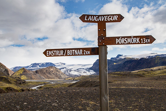 Laugavegur sign #9