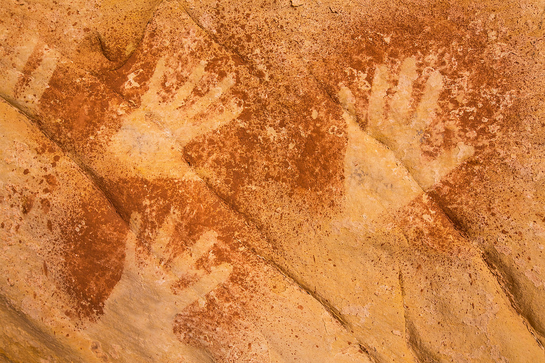 Handprint Negatives in Fishmouth