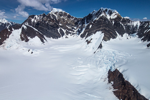 Barkley Ridge Along Bagley Icefield (2)