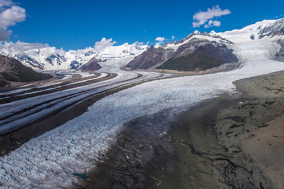 Gates Glacier and Kennicott Glacier Confluence