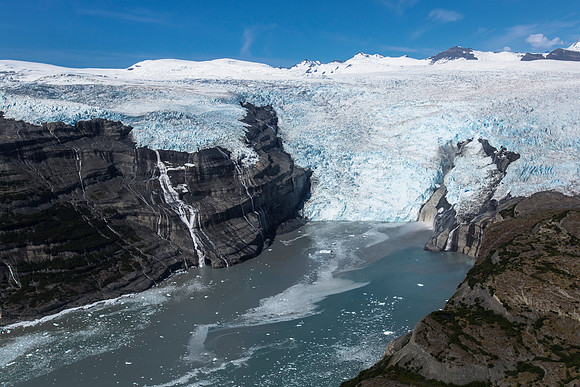 Guyot Glacier and Icy Bay (6)