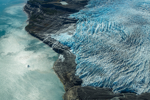 Guyot Glacier and Icy Bay