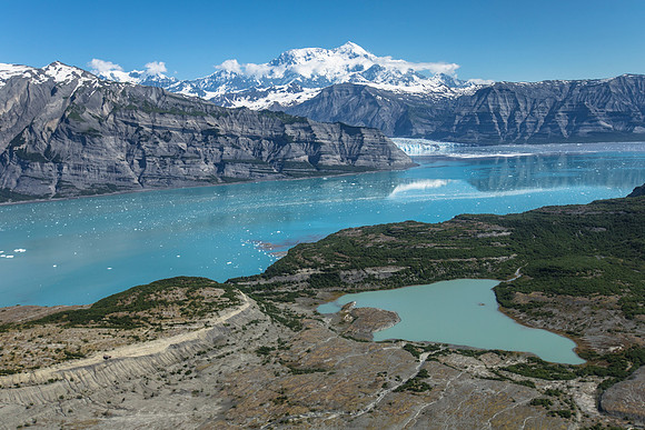 Guyot Hills, Icy Bay, and Mount St. Elias (2)