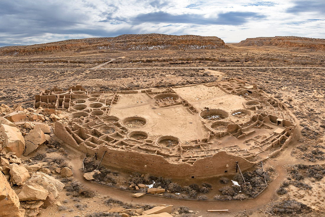 Pueblo Bonito from Pueblo Alto Trail