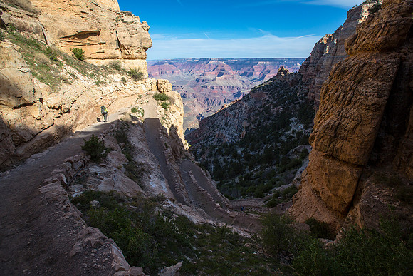 Hiking down the South Kaibab Trail