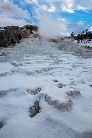 Snowy Devils Thumb