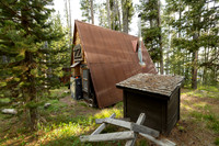 Outlet Patrol Cabin: northeast corner