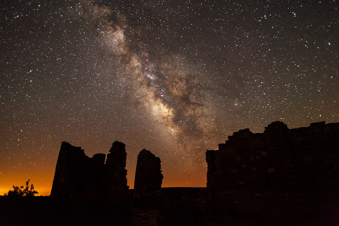 Hovenweep Castle at Night Landscape (2)