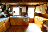 Outlet Patrol Cabin: interior views kitchen area