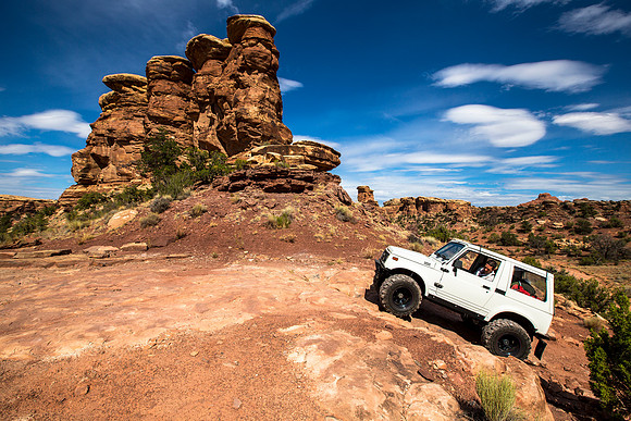 4x4 in Canyonlands Profile
