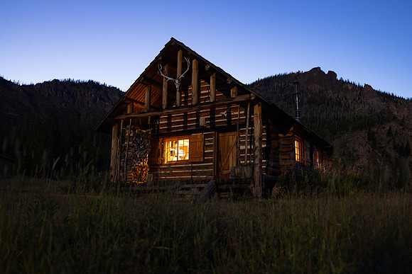 Sportsman Lake Patrol Cabin: under the full moon